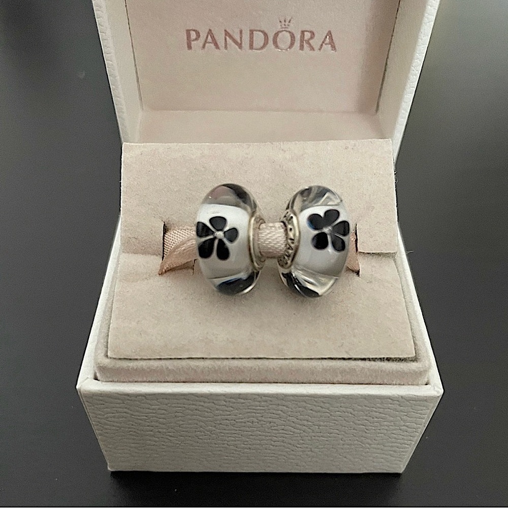 Pandora Black Blossom Murano Charms